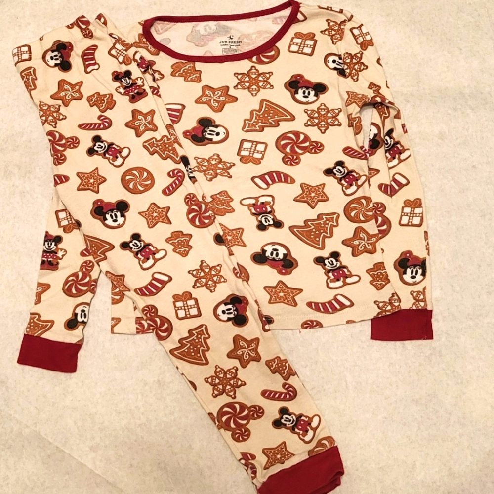 Disney Mickey & Minnie holiday theme snug fitting two piece pajama set